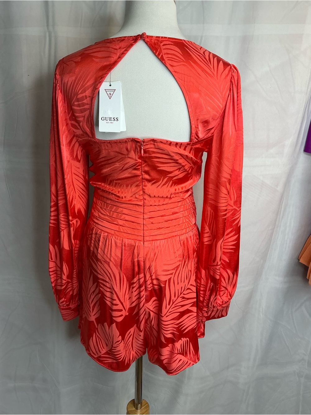 2335 - Guess Red Satin Leaf-Print Long Sleeve Mini Dress - Picture 4 of 12
